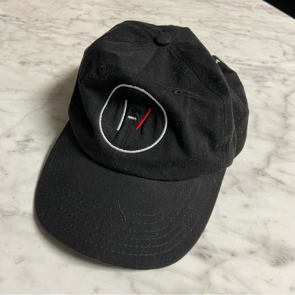 Twenty One Pilots Ball Cap Dad Hat Hot Topic Blurryface